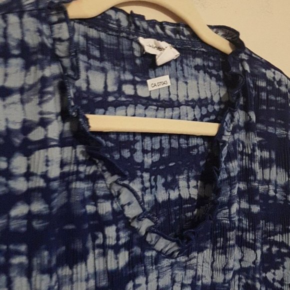 Chloe + Rene blue tie dye  bell sleeve blouse - Picture 4 of 7